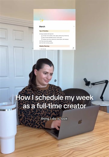 My weekly scheduling system UNCOVERED 👀🔍📅 This is the system that has helped me accomplish more of my goals as a full-time content creator. I plan my goals in @Notion so first I glance at my goals for the month and figure out what weekly tasks I need to do to work towards them. If you want to copy my exact Goals & Planning hub, it’s available on my site! Then I open up @Google calendar and schedule out the tasks. I also include any recurring tasks like recording the podcast or editing YouTube