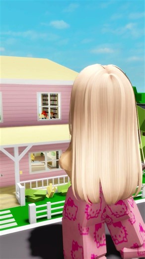 They were fighting each other then i did the LOW CORTISOL dance 😱🤭💖 #roblox #robloxshorts #shorts