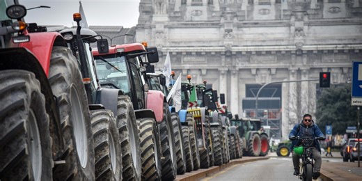 In a Boost for Free Trade, EU Backs Controversial Pact With South Americans