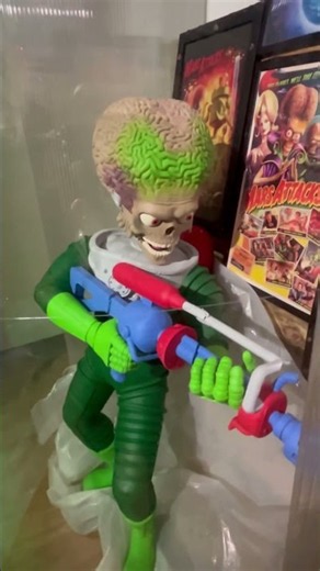 👽Mars Attacks Alien #halloween #animatronics #horror #alien #marsattacks #shorts