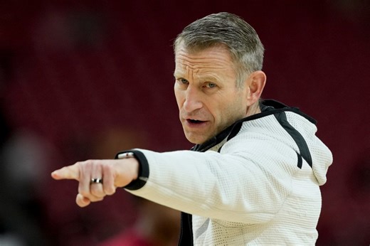Alabama extends basketball coach Nate Oats’ contract through 2032