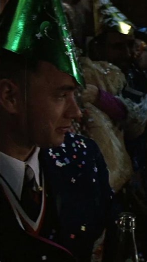 We all deserve to have a Happy New Year 🎆 #ForrestGump