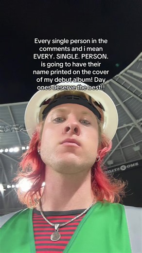 were doing this together! pre-save bleed into me in my bio x album out soon! #smallfanbase #folkpop #coldplay #smallartist