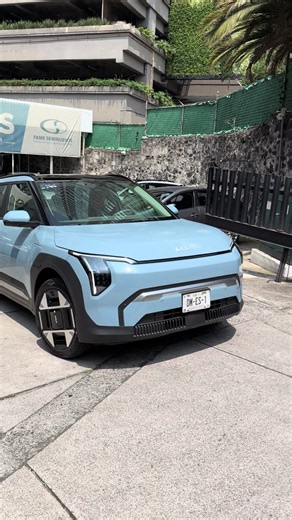 El nuevo KIA EV3 ⚡️🚙 Diseño, tecnología y movilidad eléctrica en un solo lugar. ¿Tú ya estás listo para cambiar la forma de manejar? 🔋🔥 Escríbeme y agendamos tu prueba de manejo y cotización 📲5530338750 #KIAEV3 #KIA #MovilidadElectrica #ElectricCar #GennaroTeAsesora