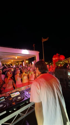 Portsea Hotel - DJ Jake Webb
