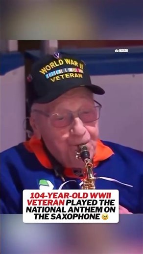 World War II veteran Dominick Critelli played the anthem before the Rangers-Islanders game 🎷 #nhl