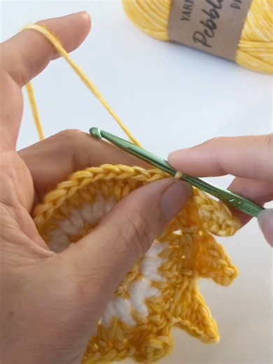 Here comes the sun.. ☀️ That’s right, number one in the Top Three countdown of your favourite 2025 pattern releases is.. the Hazy Sunshine Blanket! So many of you have told me how much you enjoyed watching the little suns transform from curled-up sea anemones to glorious sunshine as you crocheted these granny squares.. that brought me so much joy too! To me, Hazy Sunshine is a blanket of positivity, a reminder that brighter days are ahead.. ☀️ What is the Hazy Sunshine Blanket to you? 💛 Don’t f