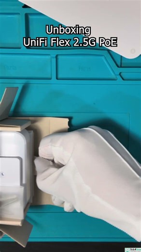 Unboxing UniFi Flex 2.5G PoE | Part 1 #unboxing #switch #review