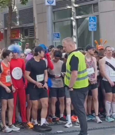 Other video of Yoongi ran a marathon 😭🤣
