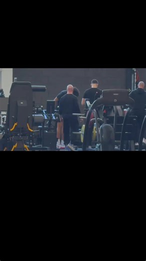 #cadecunningham back in the practice facility working with the trainers🥺💃🏼❤️👍 is his come back soon? Let’s hope 🙏 #detroitpistons