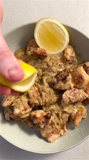 Lemon chicken with creamy orzo pasta| Woolworths TASTE