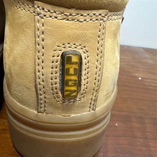 Lugz Men\'s Wheat/Tan Suede Lace-Up Work Boots