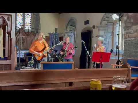 Glory Box - Live at Cossington Open Mic #glorybox #openmic