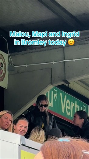 Malou, Mapi & Ingrid Spotted in Bromley! London City Lionesses