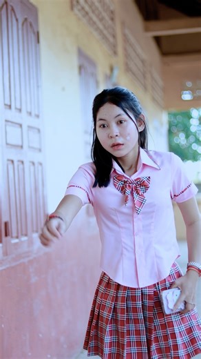 The result of Taking Photos Without Permission 📵 #neth #take