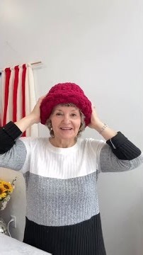 Hand Knit a Bucket Hat
