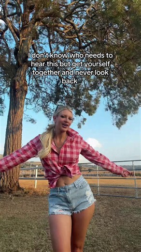 Outback Australia: One Step After Another — Farmer Motivation