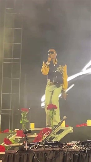 🚨Wizkid performing “Jogodo” at BlastFest 🇺🇸🤩