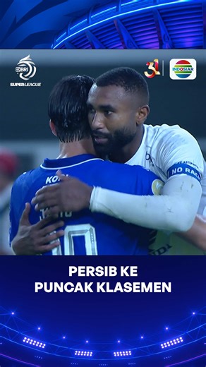 Keseruan Pertandingan PSM Vs Persib di Bandung