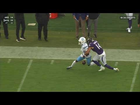 Tate's impressive catch turns into a fumble!