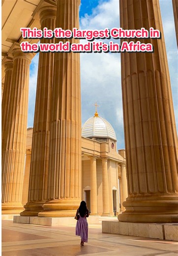 Explore the Largest Church in the World: Basilique Notre Dame