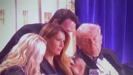 🚨 GUNFIRE ERUPTS AT REAGAN’S HILTON: Secret Service Neutralizes Shooter at 2026 WHCD as Trump Returns to Podium – Bullets Fail Where Words Endure!History doesn’t repeat. It reloads—at the very Washington Hilton where John Hinckley tried to assassinate President Reagan in 1981. Tonight, at the White House Correspondents’ Dinner, shots cracked through the lobby while President Trump addressed the gathered press elite. Chaos for seconds. Then precision: the U.S. Secret Service stopped the gunman c