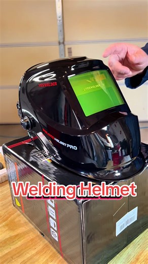 YESWELDER LYG-L600A Auto-Darkening Welding Helmet Designed for everyday welding work, this auto-darkening helmet focuses on eye protection, clarity, and comfort across MIG, TIG, ARC, and grinding tasks. ⸻ 🔍 Key Highlights \t•\tAuto-Darkening Lens – Transitions from light to dark automatically when an arc is detected \t•\tFast Response Time – Light-to-dark switching up to 1/30,000s for eye protection \t•\tTrue Color Technology – HD LCD screen improves color clarity and reduces eye strain \t•\tOp