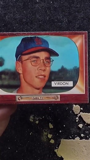 Ripping a $5,000 pack of 1955 Bowman Baseball cards 😳 (via @SportsCardInvestor #topps