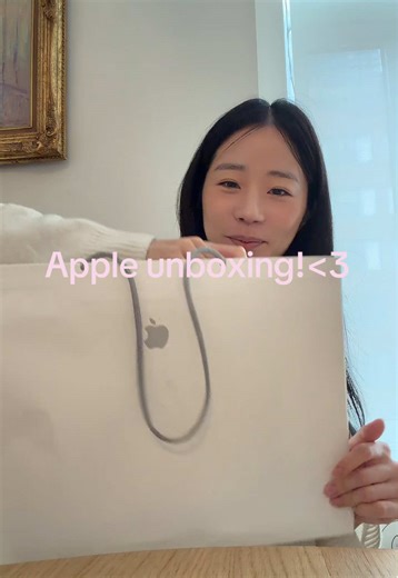 Apple iPad Unboxing & First Impressions