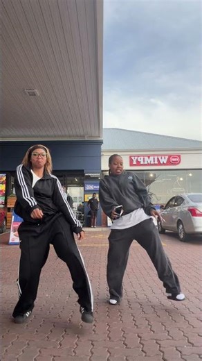 Zep Zep amapiano dance challenge 🖤 #amapianovibessa #amapianodance #amapiano @kamodancesforyou17