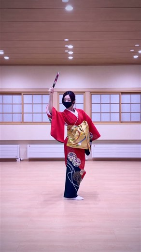 日本舞踊家が【唱】踊らせていただきました。Japanese Traditional Dance × Ado「Show」🎃🇯🇵