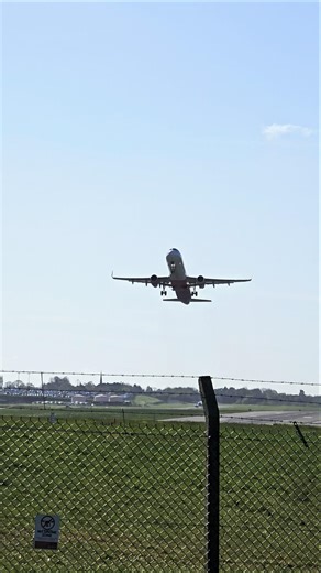 Beautiful Wizz A321 takeoff at Birmingham airport!! #aviation #airplane #shorts #a321 #wizzair #fly
