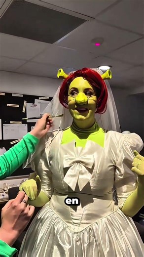 La transformation de la princesse Fiona en 2 minutes