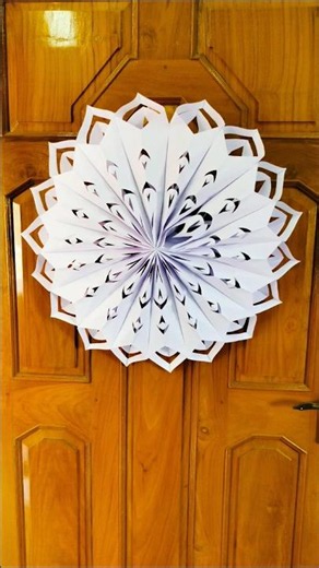 Quick and easy way to make paper snowflakes for DIY 🌸🌼#shortvideo #youtubeshorts #youtubevideo #diy