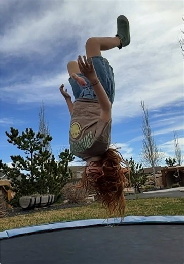 What’s your favorite trampoline trick? 🤸‍♀️👇🏼 #aforadley #trampoline #fypシ