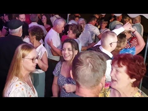 Potańcówka pod gwiazdami w fantastycznej atmosferze wieczoru a na dechach wyśmienici tancerze wirują