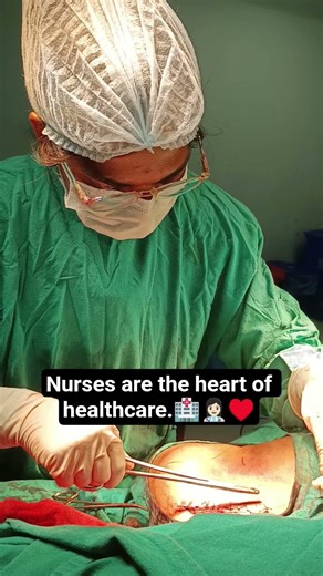 #Nurses are the heart of health care🏥♥️#medico #medicaleducation#clavicle fracture skin suturing