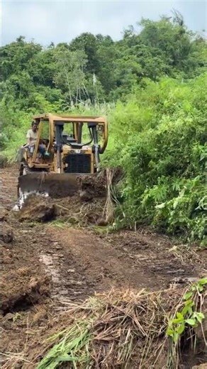 Bulldozer road earthmoving operations