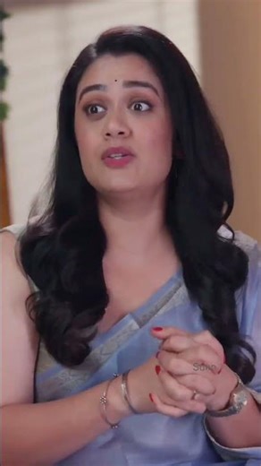 Girija Oak , The blue saree moment carried its own magic #sareefashion #dressdesign #trendingshorts