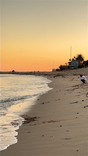 Surfrider Beach - Malibu California