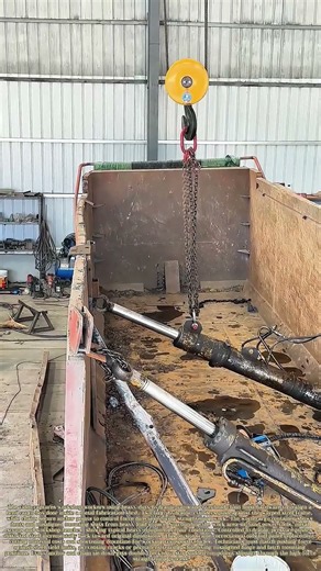 Bending Metal Back: How Hydraulic Rams Reshape Damaged Cargo‑Box Door Frames