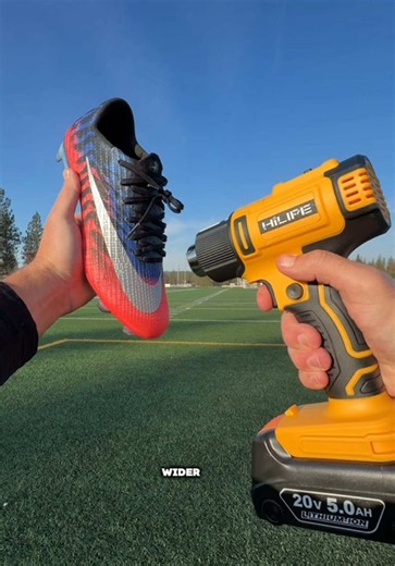 Using a HEAT GUN to break in football boots? 🤔⚽️ Today I use a heat gun on these new Nike Mercurial Superfly 11s to see if I could speed up the break in process. Does it work? 🫣 #soccer #football #soccercleats #fyp #soccertiktok