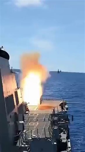 🚨🇨🇳 Tungsten just spiked 640% in a year. Almost nobody is talking about it...The metal is used in armor-piercing tank rounds, bunker busters, artillery shells, and the warheads of every Tomahawk cruise missile currently being fired in the Middle East. Highest melting point of any known element. Nearly twice as dense as lead. It is the backbone of modern kinetic warfare.China controls 83 to 85% of global supply and nearly all the processing.The chart shows the smoking gun...Rotterdam prices ar