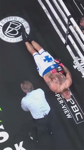 Relive the most brutal knockouts from boxing legends.