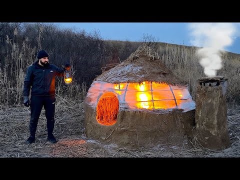 Building a Clay Shelter with Reeds and Film: Survival Skills