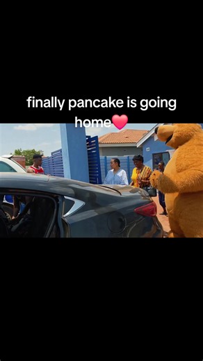 Astra and Aaliyah Pancake Going Home — familygoals moment