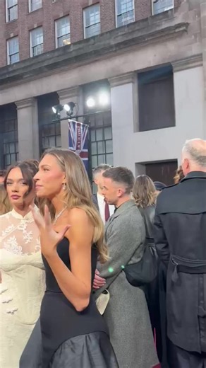 Pride of Britain Red Carpet: Shirley Ballas, Zara McDermott & Celeb Highlights