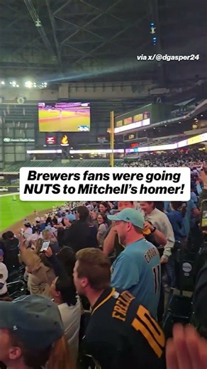 A look inside American Family Field after Milwaukee took the lead in Game 4! ⚾️ #BREWERS #MLB