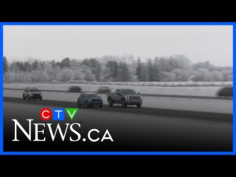 Icy roads, snowy weather impacting travel out of Edmonton