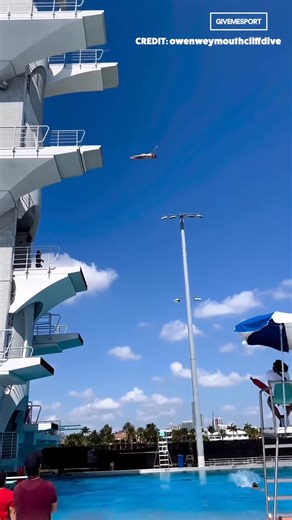 You'd have to be BRAVE to try this. 🎥 IG/owenweymouthcliffdive | GiveMeSport